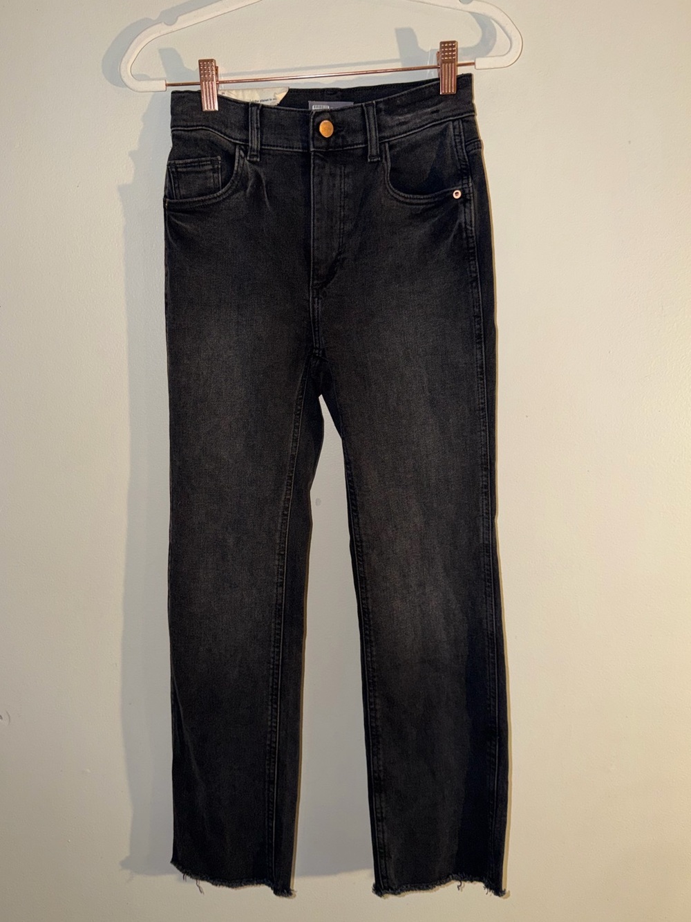 DL1961 Patti Straight Jeans Size 24 Corvus Black High Rise Raw Hem
